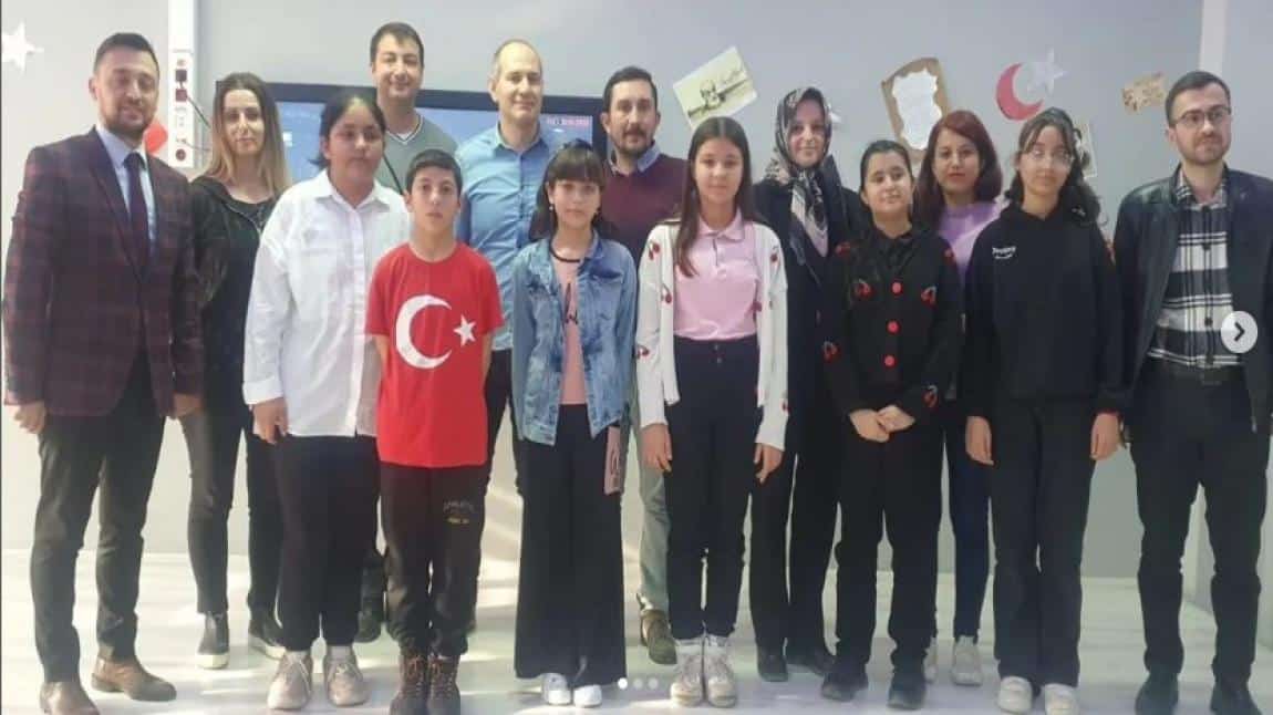 12 İstiklal Marşı'mızın Kabulü ve Mehmet Akif Ersoy'u Anma Günü etkinlikleri İlçe Yarışmaları ilçe 1.si olduk.